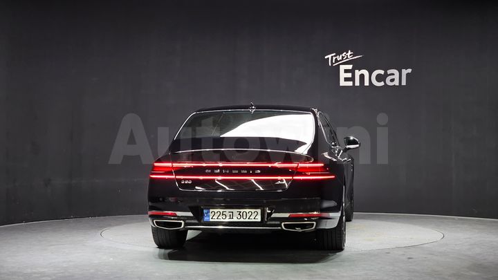 Genesis G90 2022 — 4
