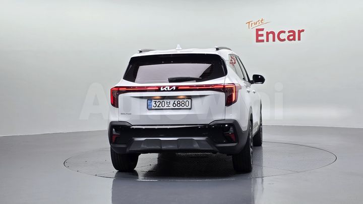 Kia Seltos 2023 — 4