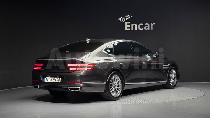 Genesis G80 2022 — 2
