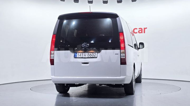 Hyundai Staria 2023 — 4