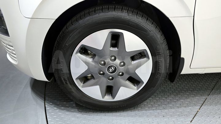 Hyundai Staria 2023 — 5