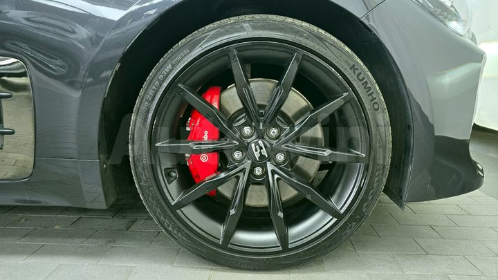 Kia Stinger 2018 — 5