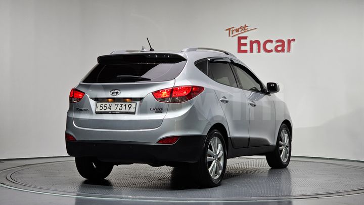 Hyundai Tucson 2010 — 2