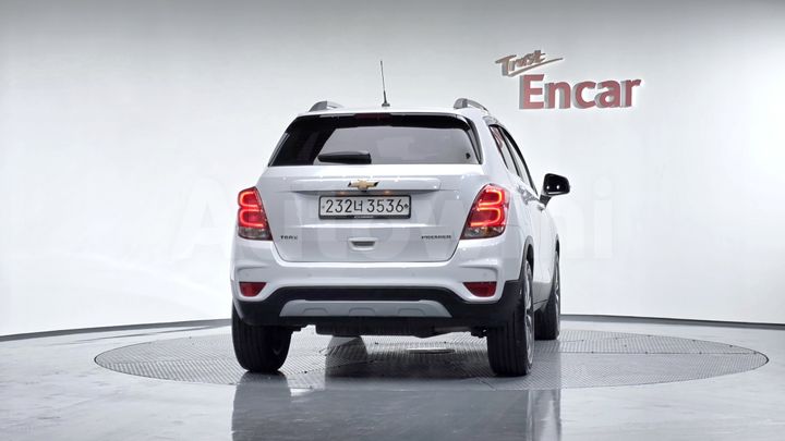 Chevrolet Trax 2020 — 3