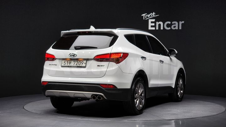 Hyundai SantaFe 2015 — 2