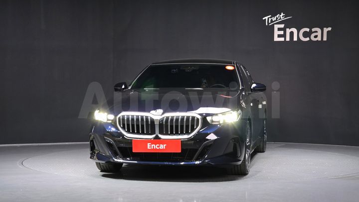 BMW 5 Series 2024 — 3
