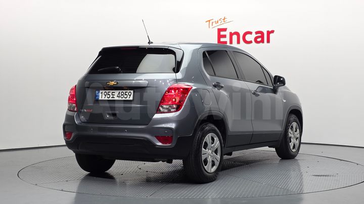 Chevrolet Trax 2019 — 2