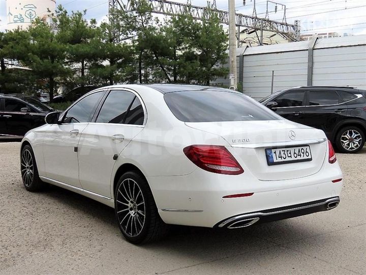 Mercedes Benz E Class 2018 — 3