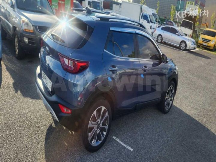 Kia Stonic 2020 — 4