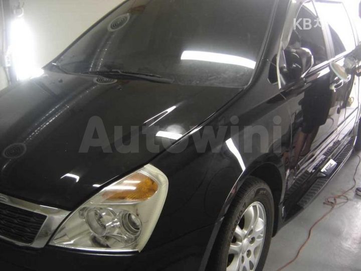 Kia Carnival 2013 — 2