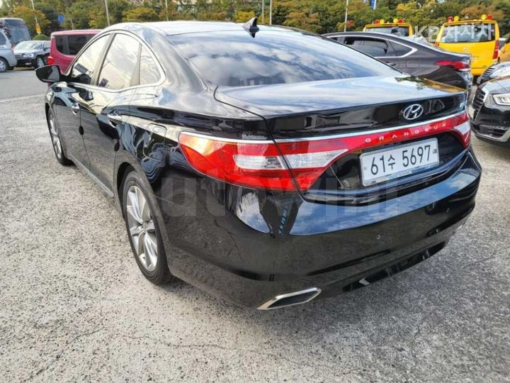 Hyundai Grandeur 2015 — 2