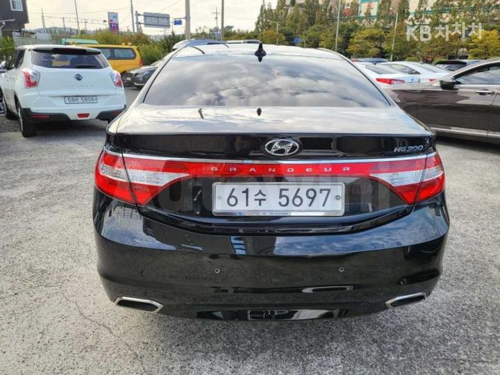 Hyundai Grandeur 2015 — 4
