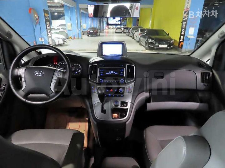 Hyundai Starex 2018 — 5