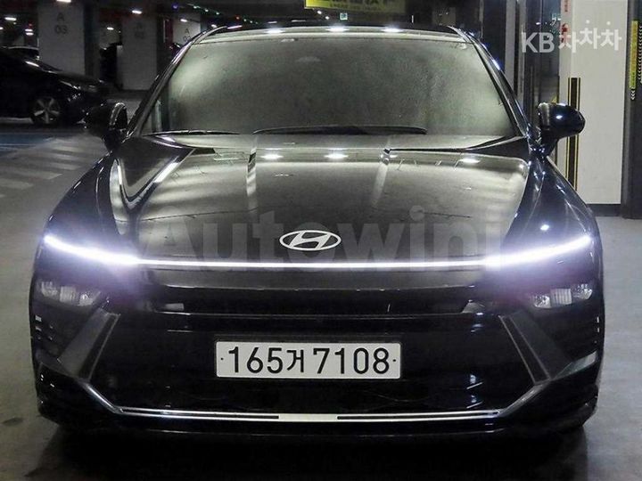 Hyundai Sonata 2025 — 2