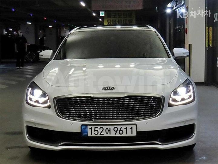 Kia K9