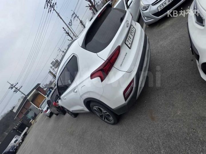 Hyundai SantaFe 2019 — 5