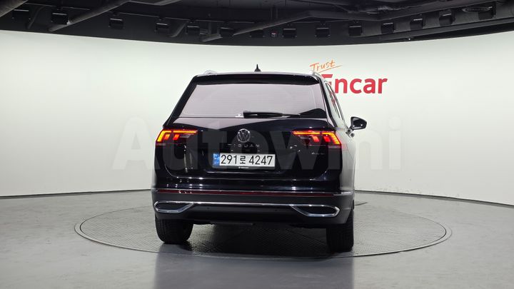 Volkswagen Tiguan 2021 — 4