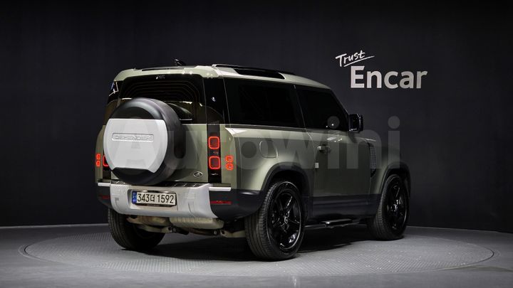 Land Rover Defender 2022 — 2