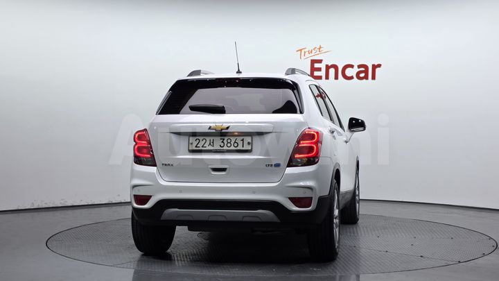 Chevrolet Trax 2017 — 3