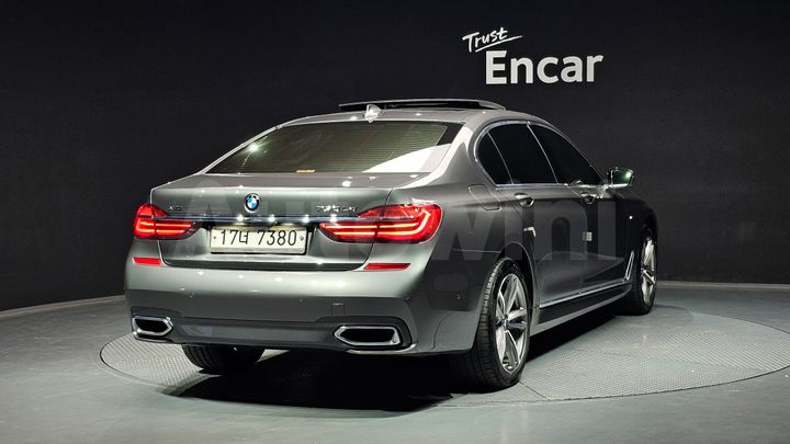 BMW 7 Series 2017 — 2