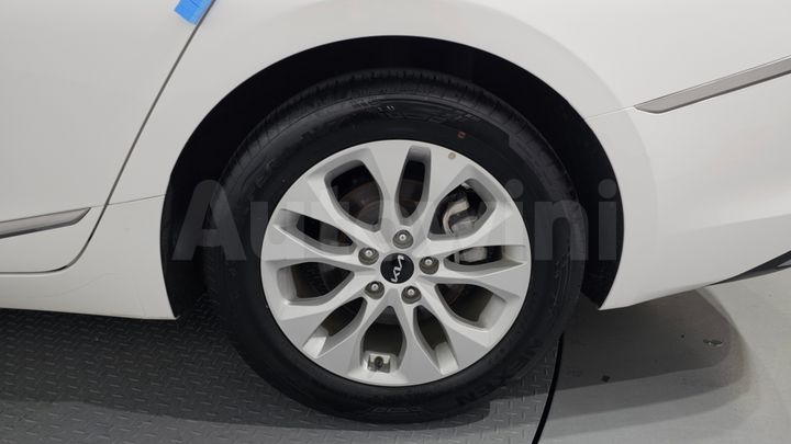 Kia K8 2022 — 5