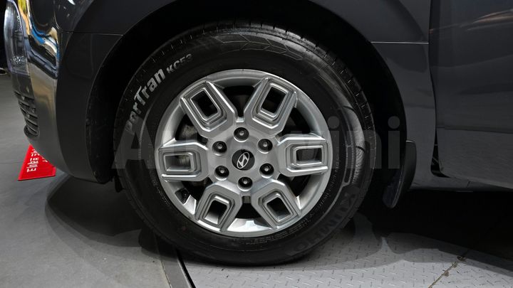 Hyundai Staria 2025 — 5
