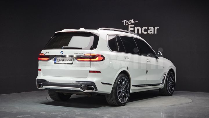BMW X7 2024 — 2