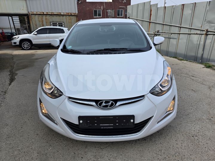 Hyundai Avante 2014 — 2