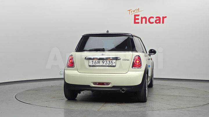 Mini Cooper 2013 — 4