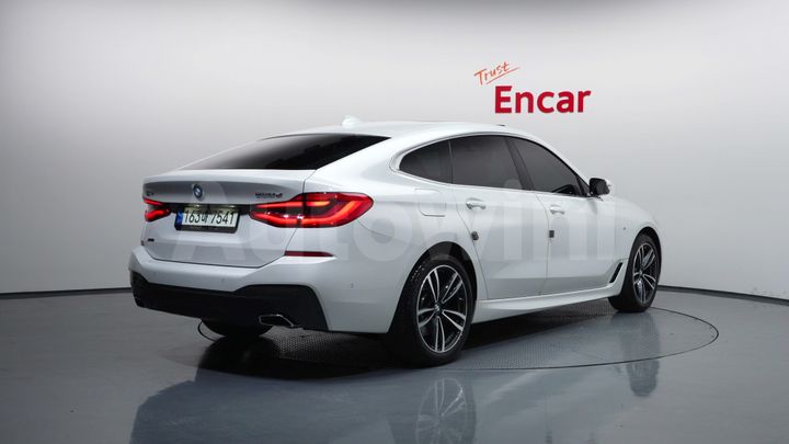 BMW 6 Series 2022 — 2