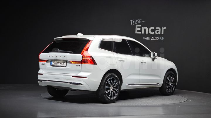 Volvo XC60 2022 — 2