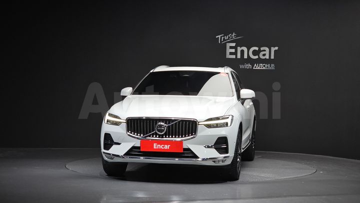 Volvo XC60 2022 — 3