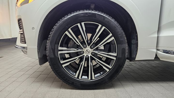 Volvo XC60 2022 — 5