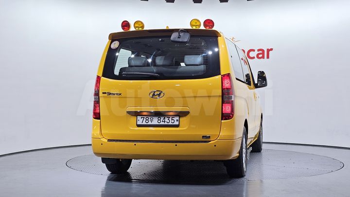 Hyundai Starex 2021 — 4