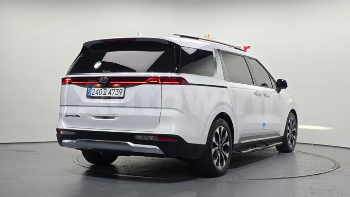 Kia Carnival 2021 — 2