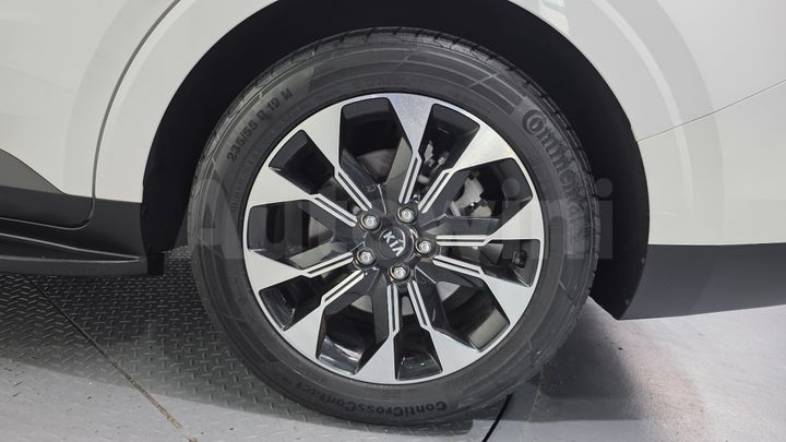 Kia Carnival 2021 — 5