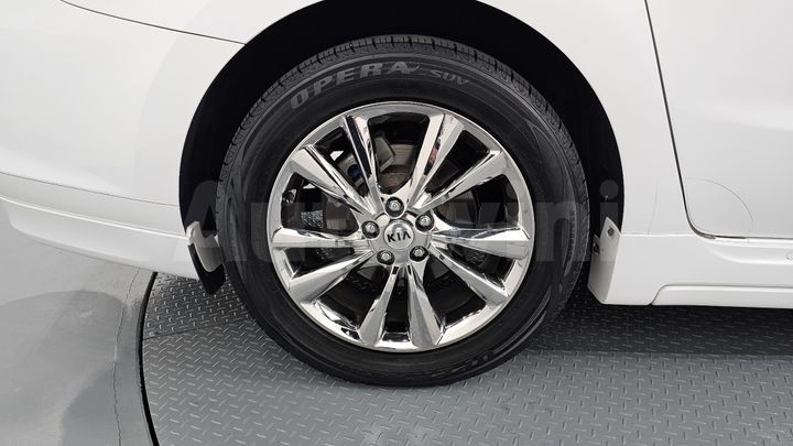 Kia Carnival 2019 — 5