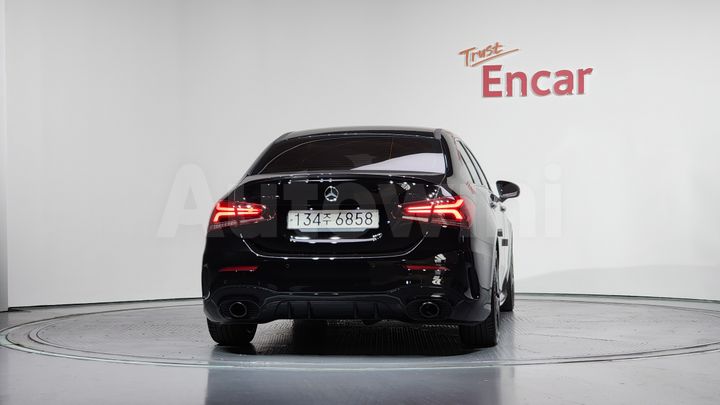 Mercedes Benz A Class 2023 — 4