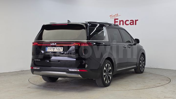 Kia Carnival 2022 — 2