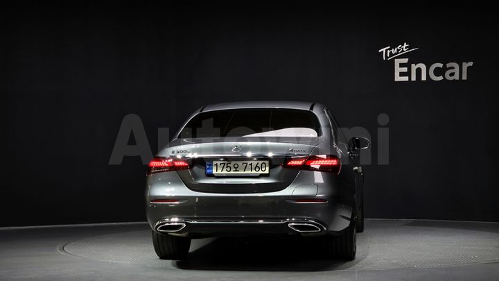 Mercedes Benz E Class 2021 — 4