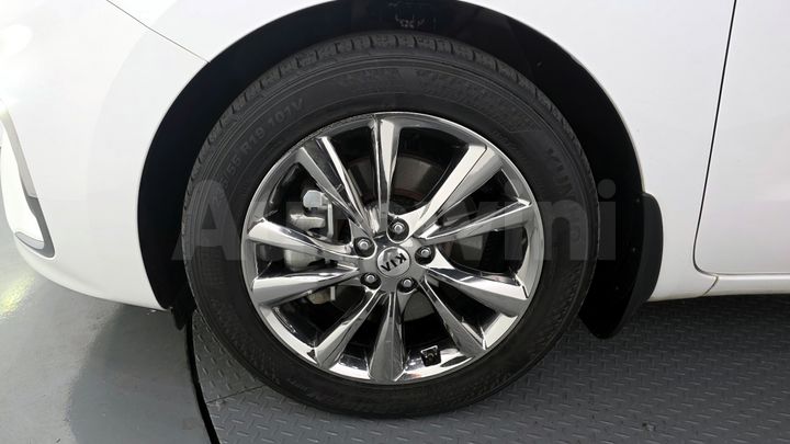 Kia Carnival 2020 — 5