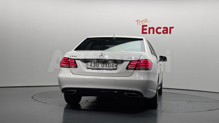 Mercedes-Benz E Class 2016 — 4