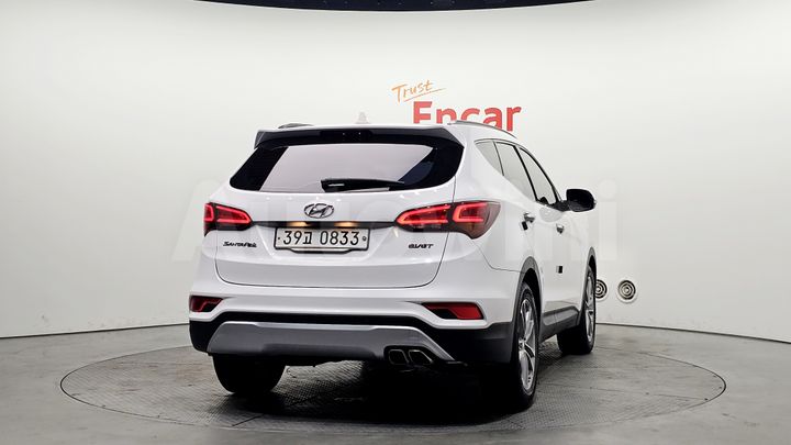 Hyundai SantaFe 2016 — 4