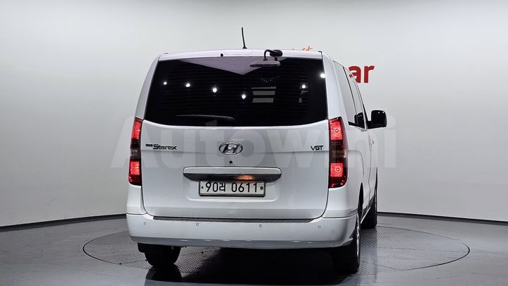 Hyundai Starex 2017 — 4
