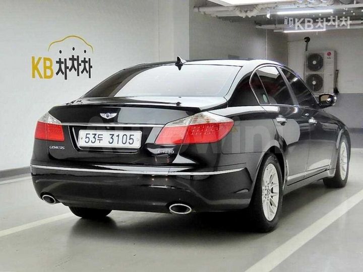 Hyundai Genesis 2009 — 4
