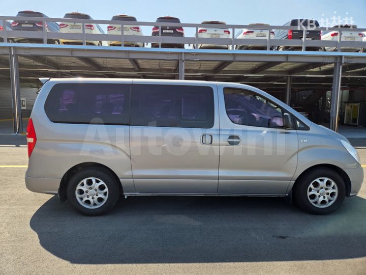 Hyundai Starex 2011 — 4