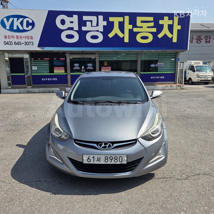 Hyundai Avante 2014 — 2