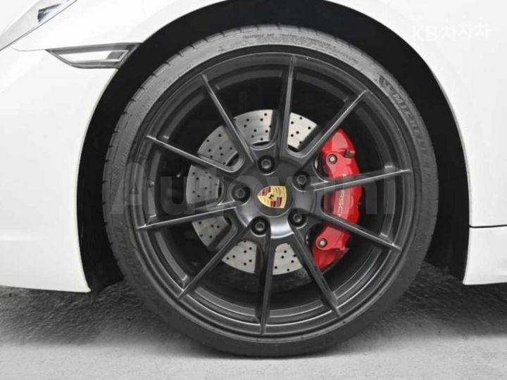 Porsche Boxster 2021 — 5