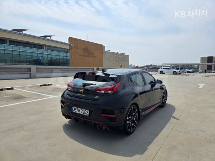Hyundai Veloster 2021 — 4