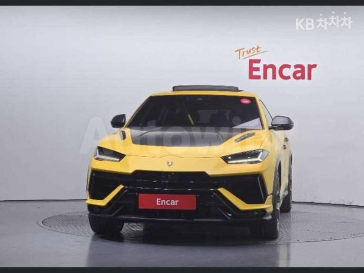 Lamborghini Urus 2024 — 3